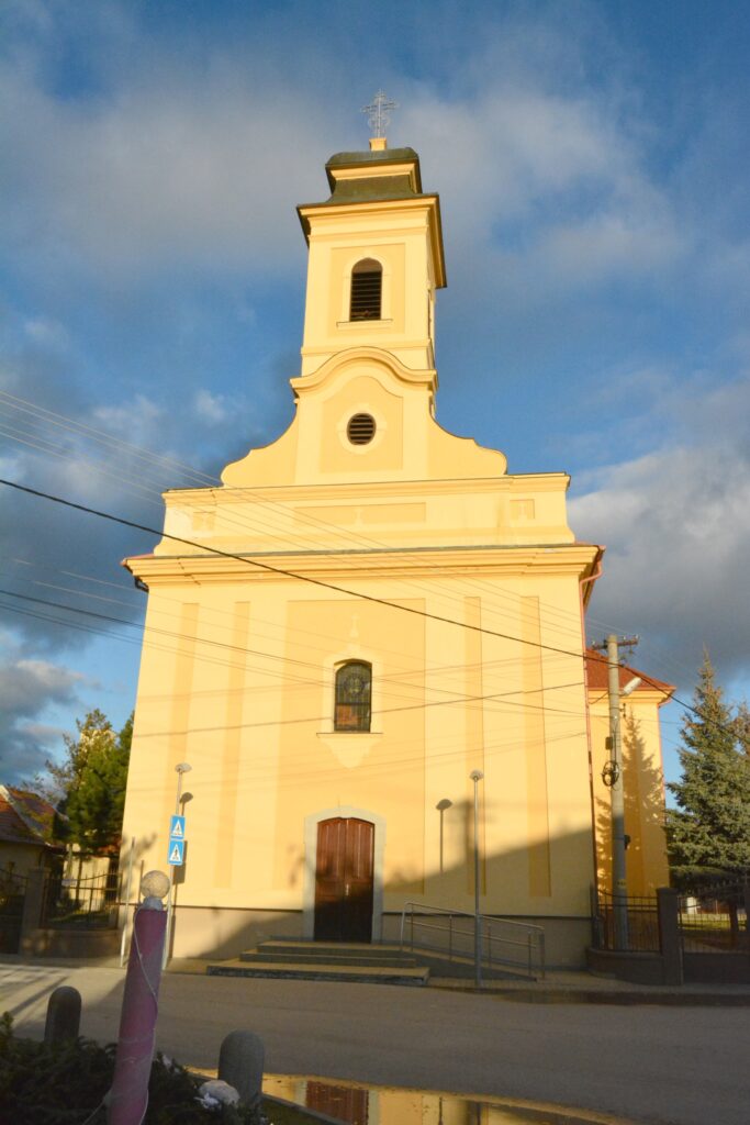 nagymacsed-katolikus-templom (3)