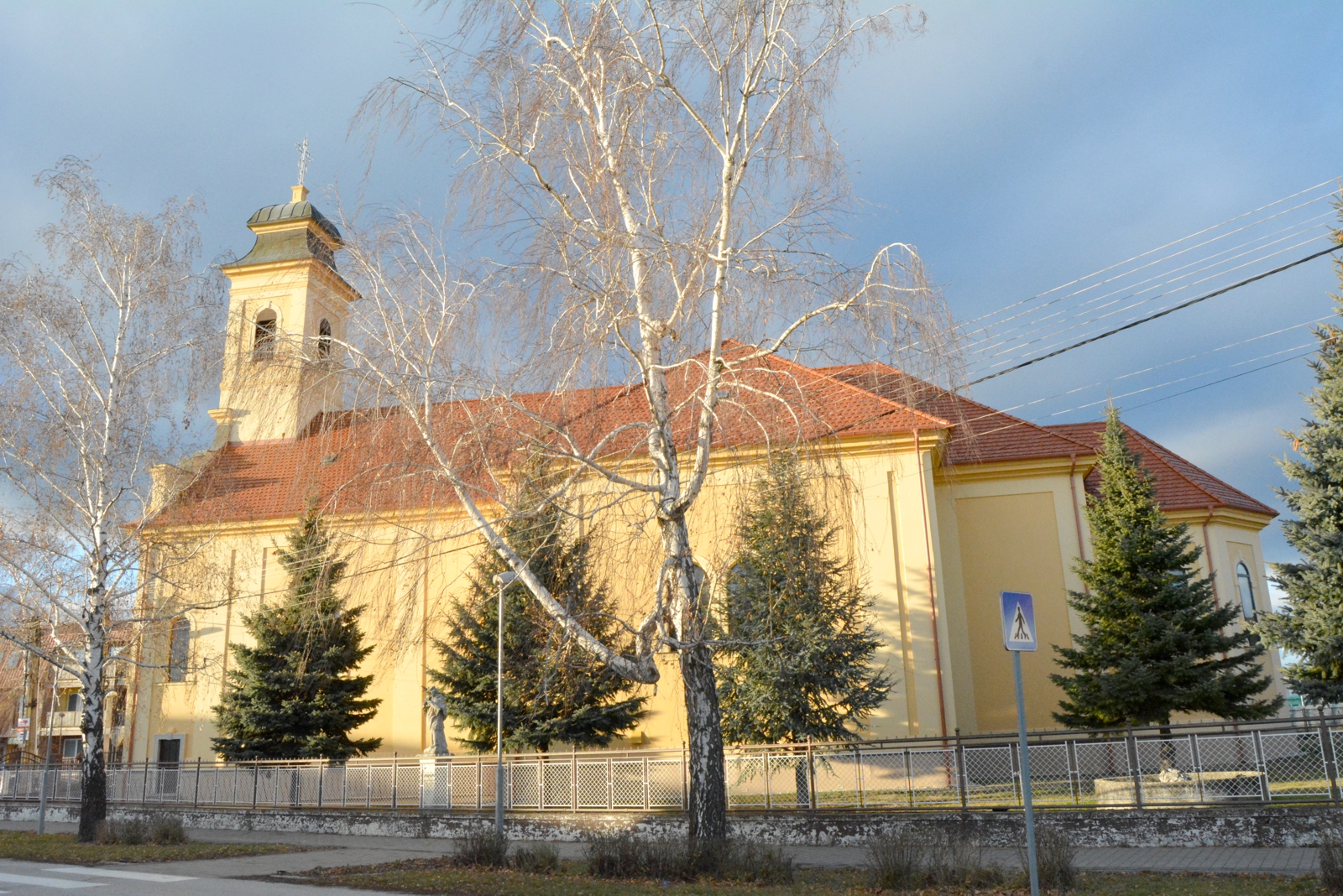 nagymacsed-katolikus-templom (1)