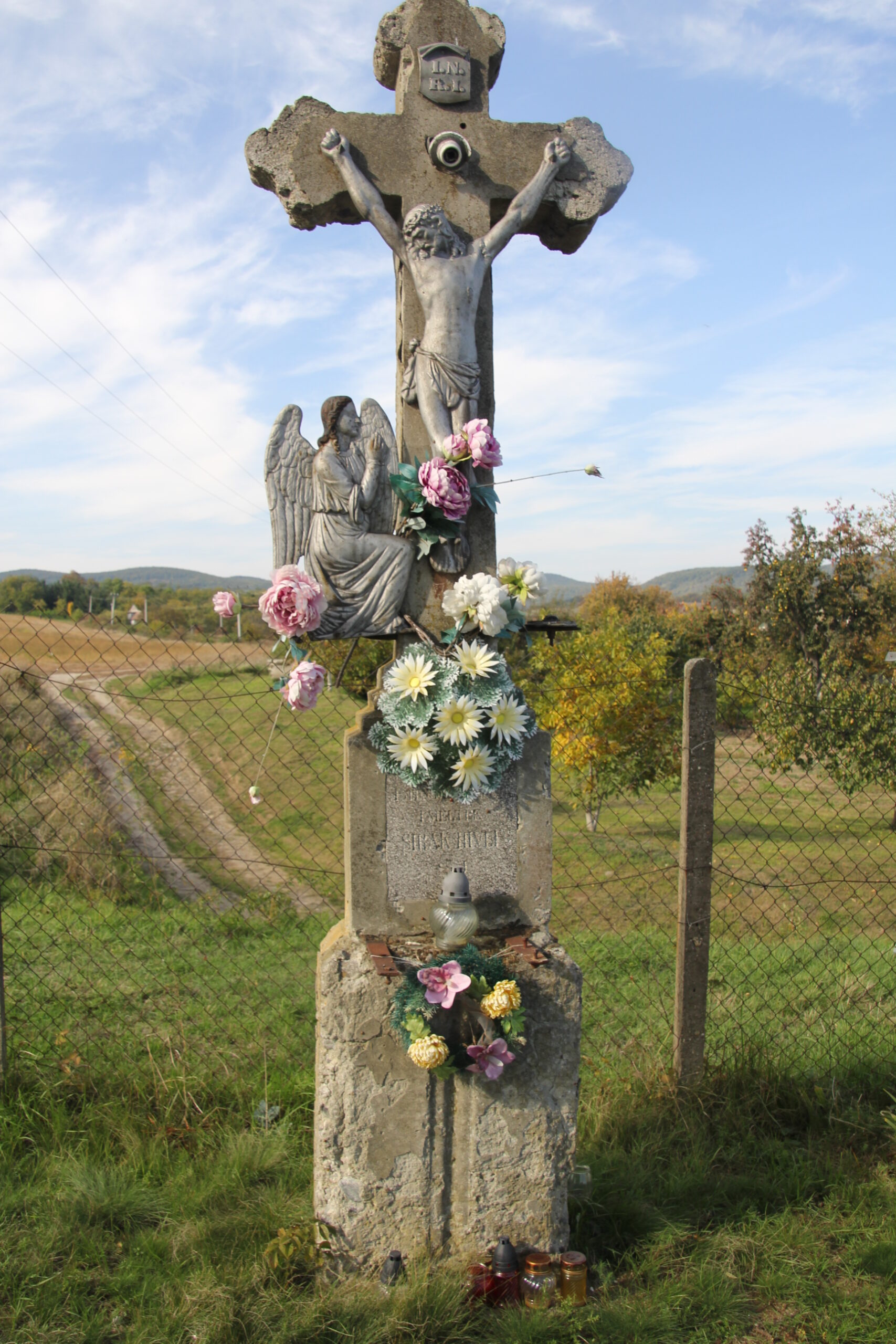 sirak-hetfajdalmu-szuzanya-keresztje-3