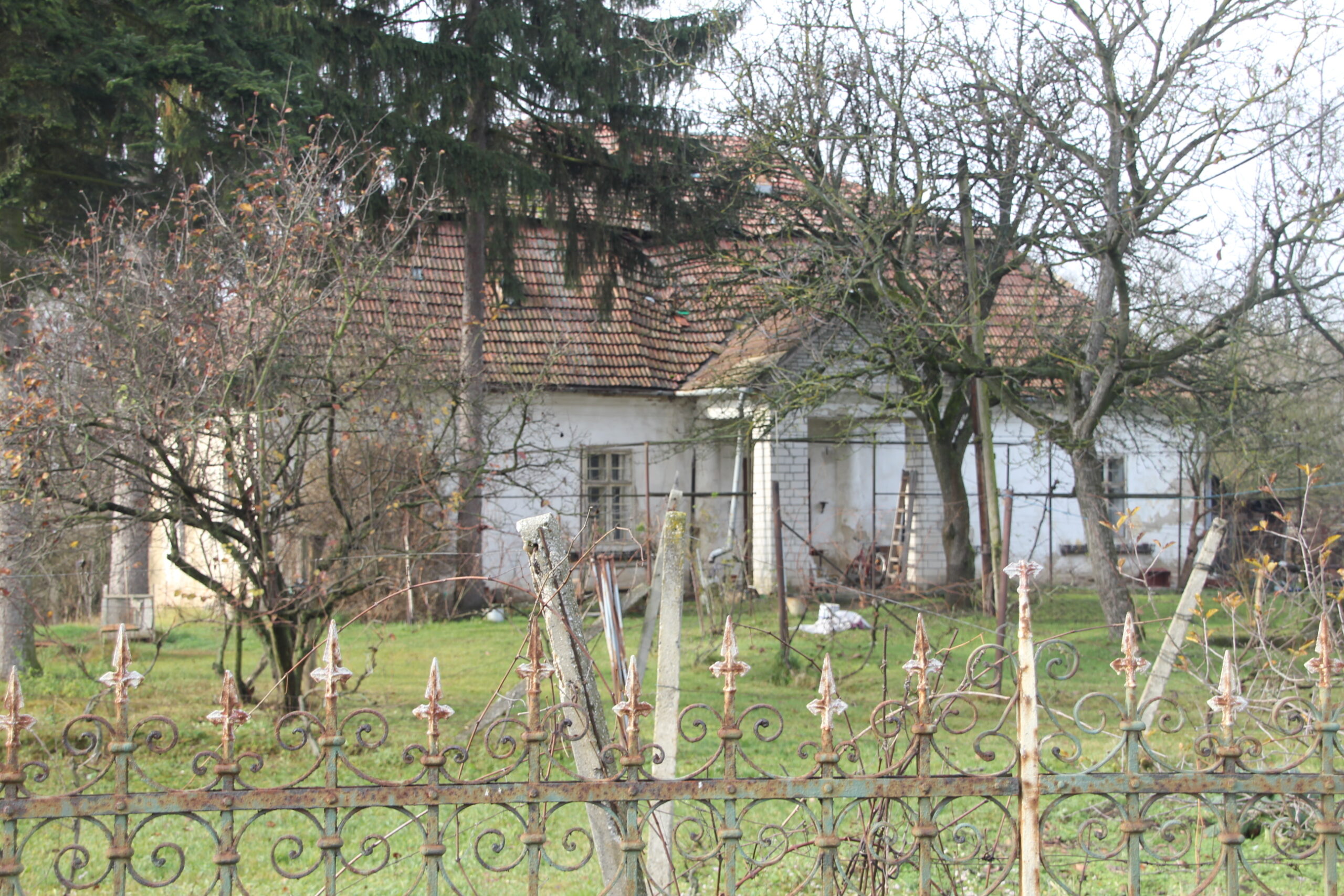 szecsenykovacsi-szentivanyi-kuria-1