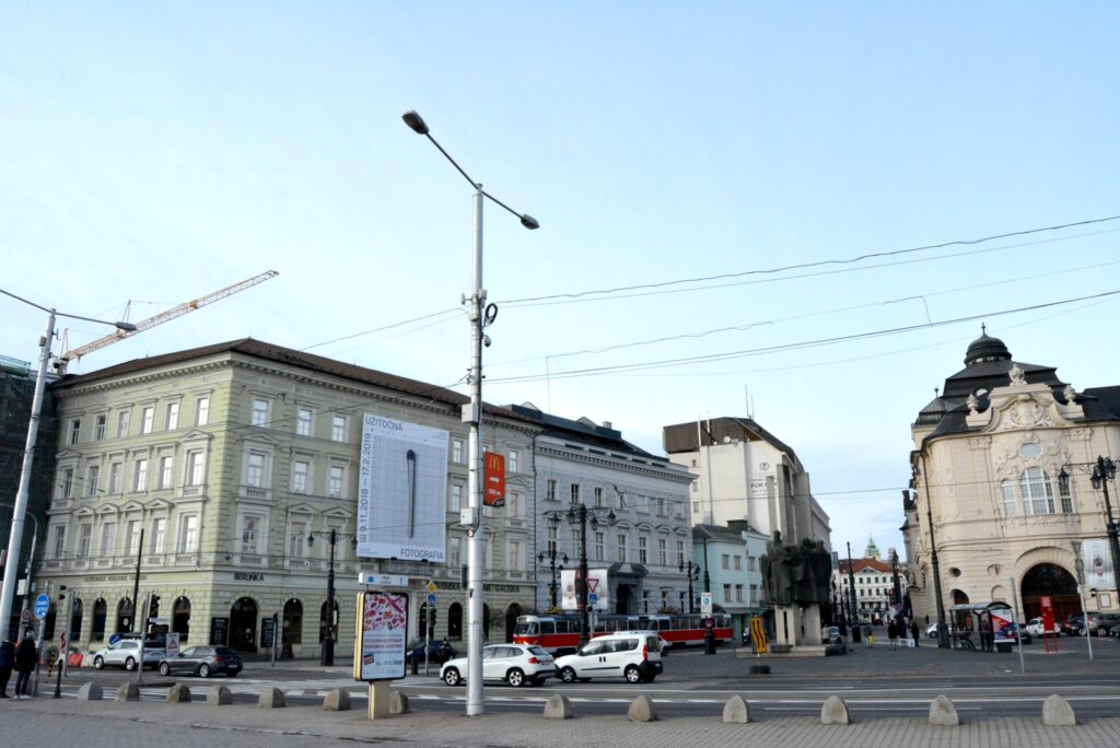 pozsony-esterhazy-palota (7)