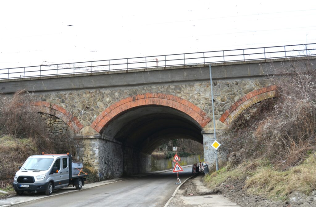 pozsony-vasuti-feluljaro (7)