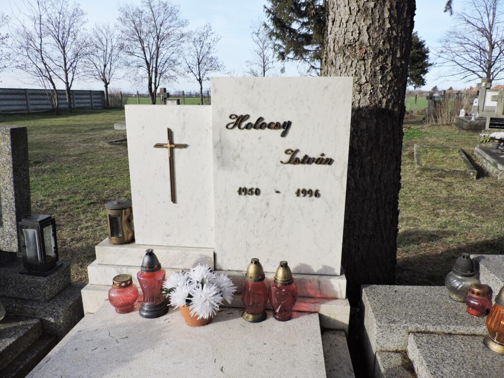 illeshaza-holocsy-istvan-sirja (1)