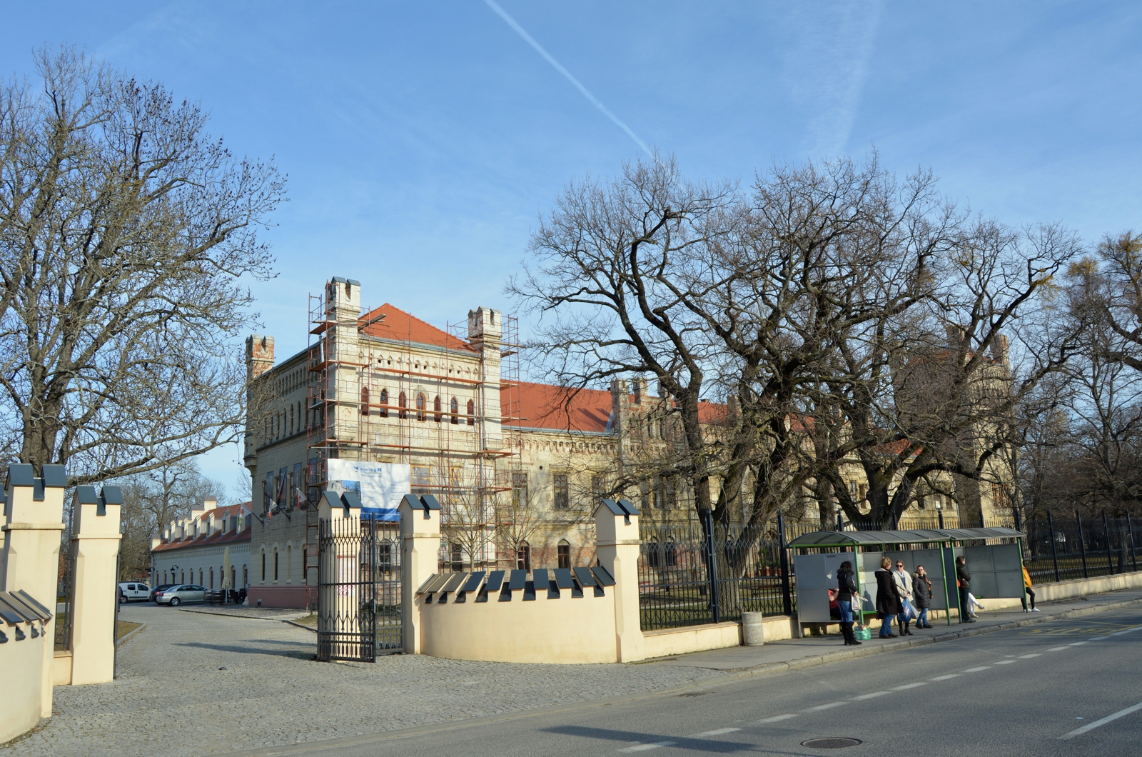 galanta-neogotikus-kastely (2)