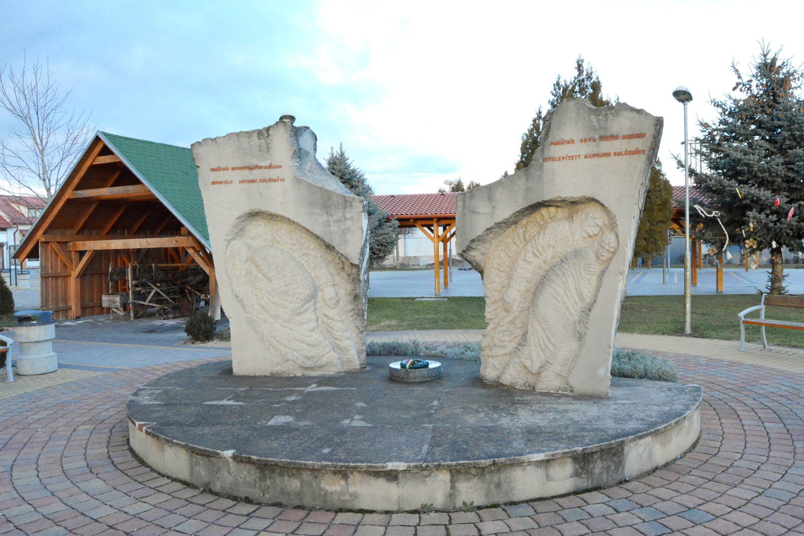 nagymacsed-kitelepitettek-emlekmuve (1)