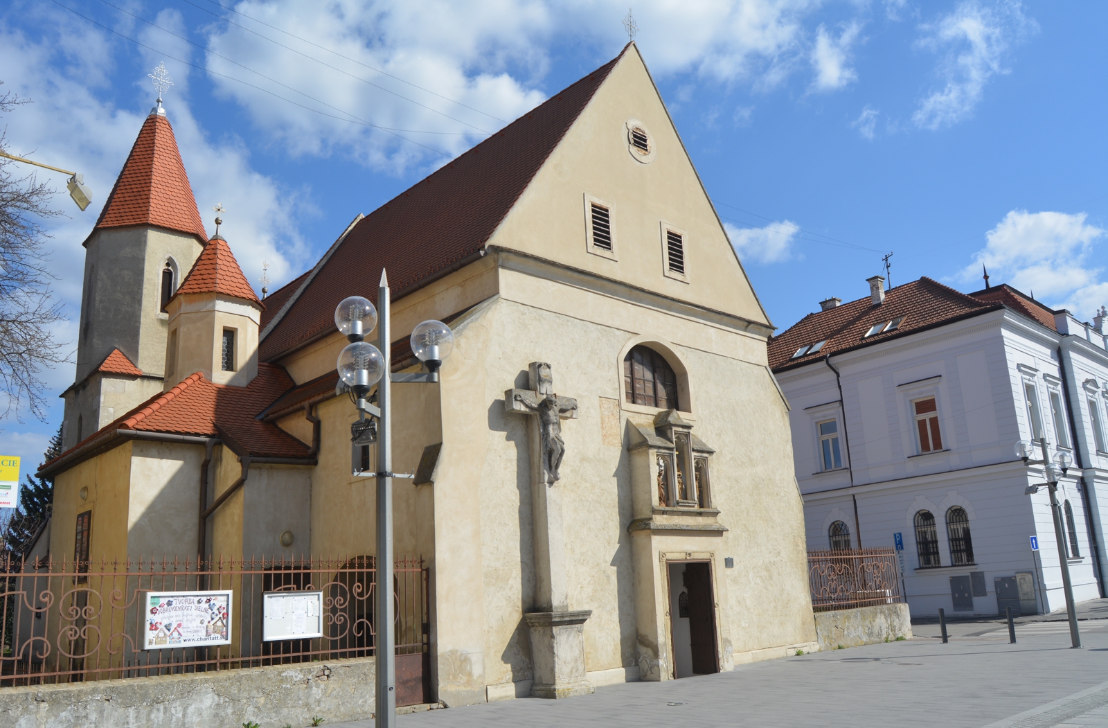 Szent Ilona templom – Nagyszombat (1)