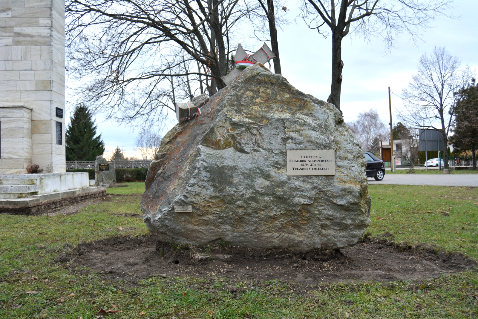 nana-trianon-szobor (1)