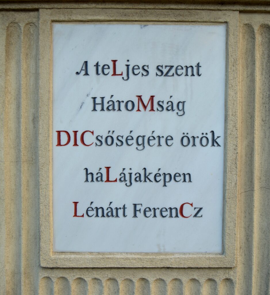 taksony-szentharomsag-szobor (7)