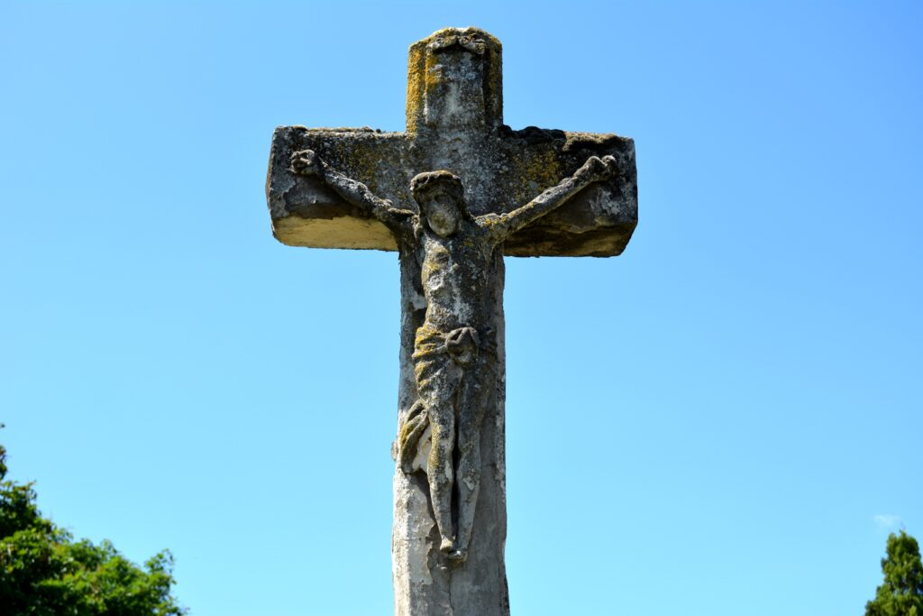 nagyfodemes-toth-pal-plebanos-sirja (5)