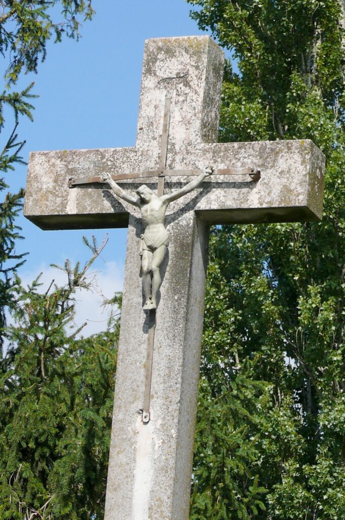 csilizradvany-temeto-nagykereszt-6a