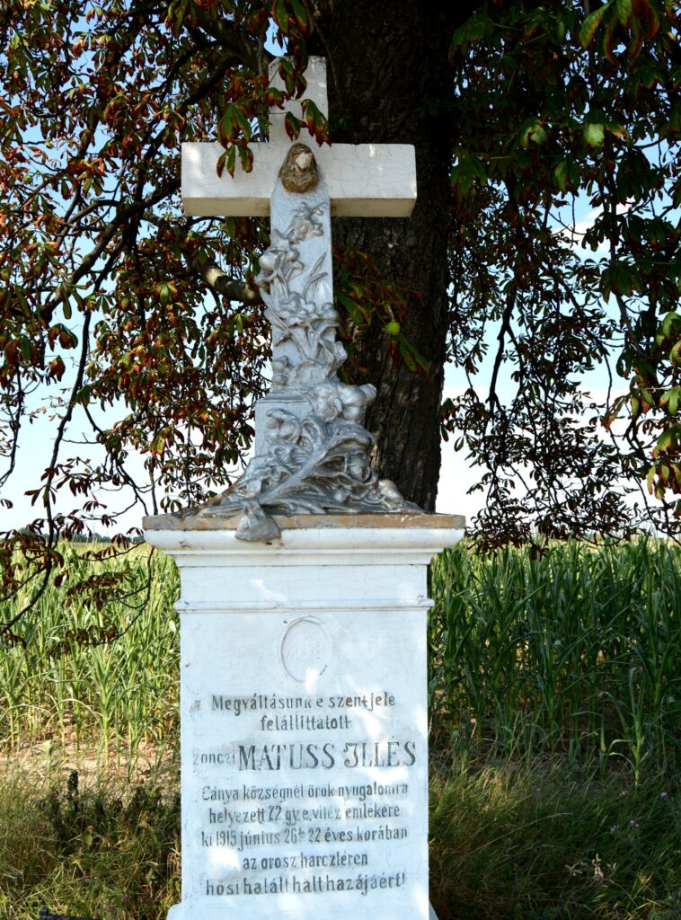 zonctorony-matuss-illes-emlekkeresztje (5)