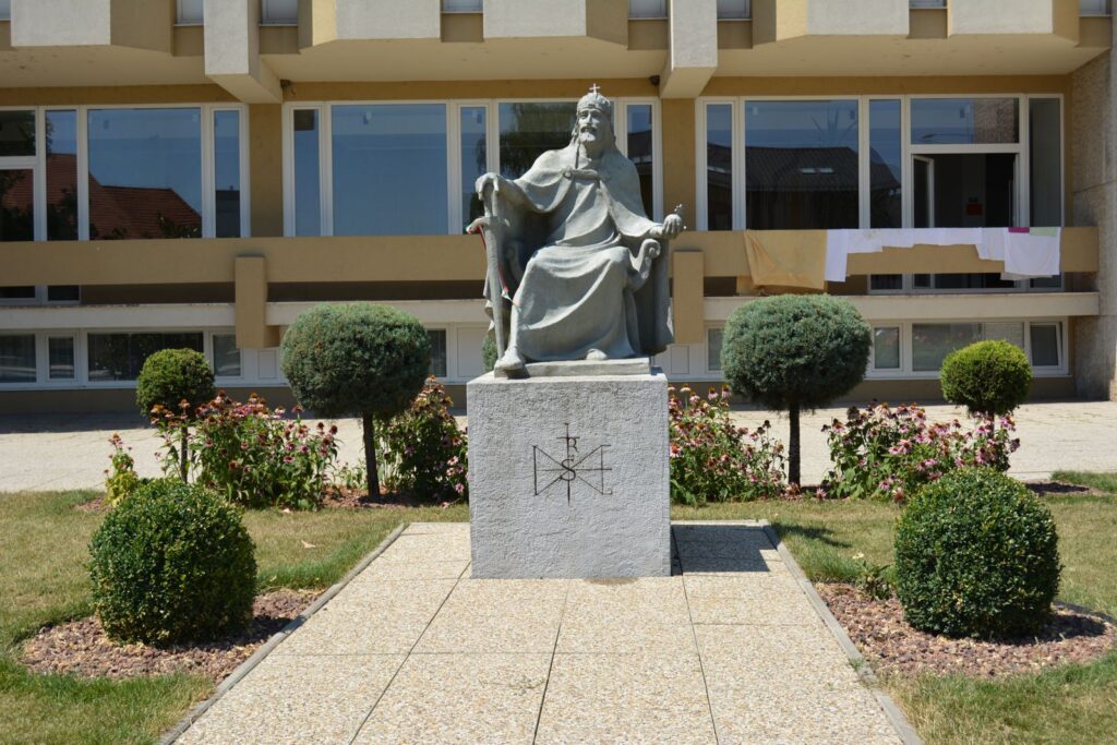 somorja-istvan-kiraly-szobor (2)