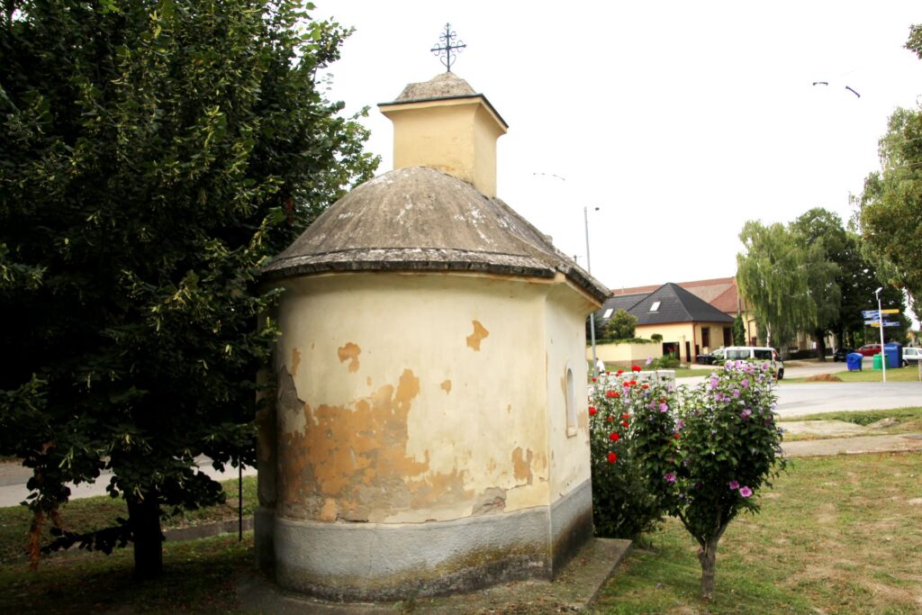 feketenyek-nepomuki-szent-janos-szobor (5)