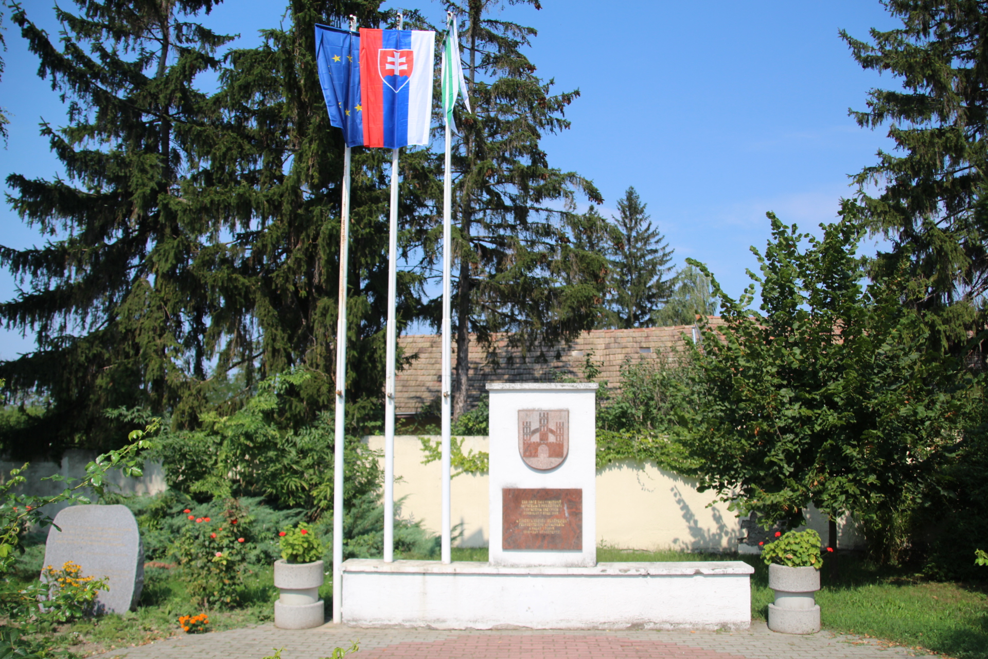 taksony-cimer-felszentelese-emekmu (1)