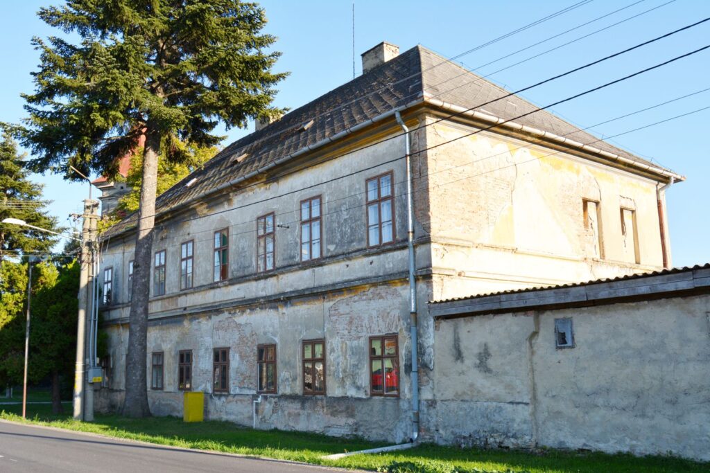Szeder Fábián emléktábla - Komáromfüss (5)