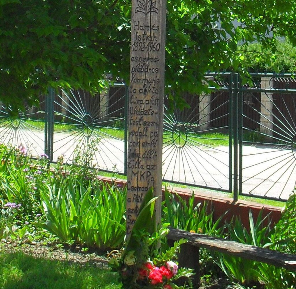 komaromszentpeter-hamvas-istvan-kereszt-3