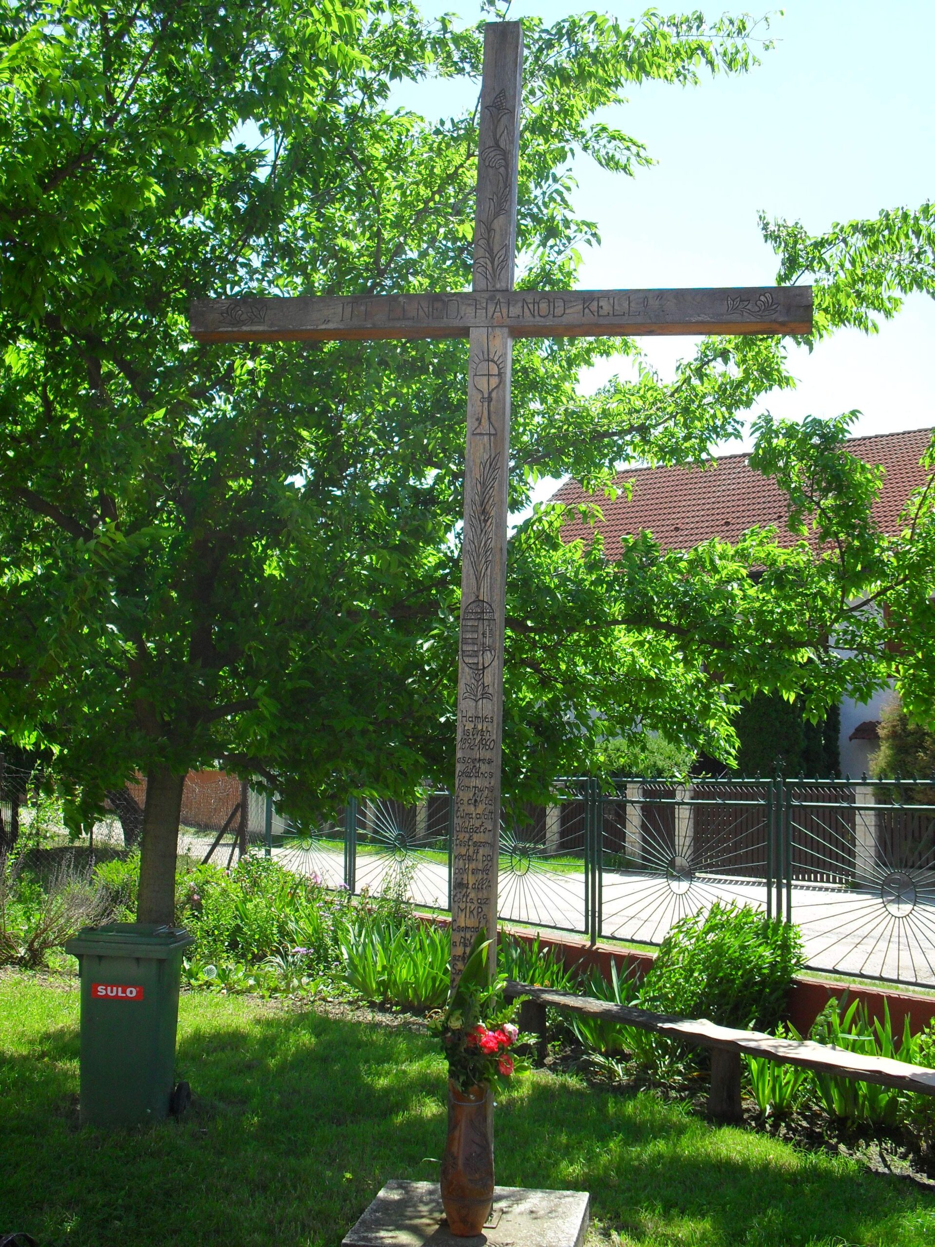 komaromszentpeter-hamvas-istvan-kereszt-1