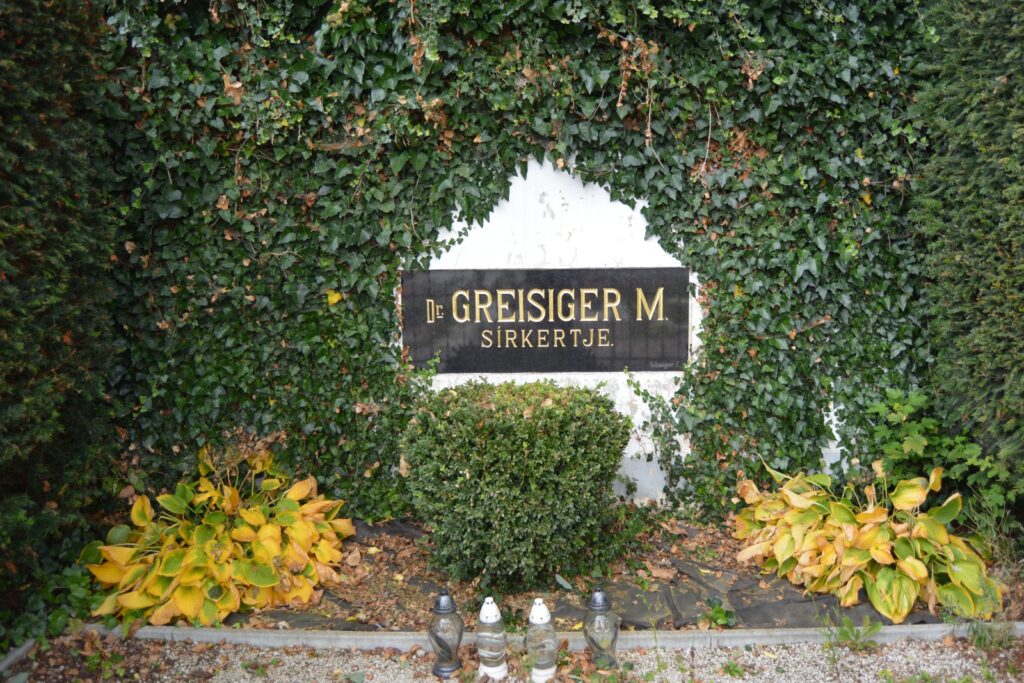 szepesbela-greisiger-mihaly-sirja (4)