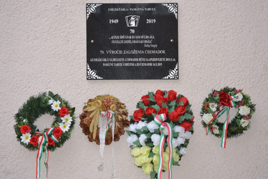 rete-csemadok-70-emlektabla (16)