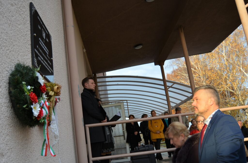 rete-csemadok-70-emlektabla (12)