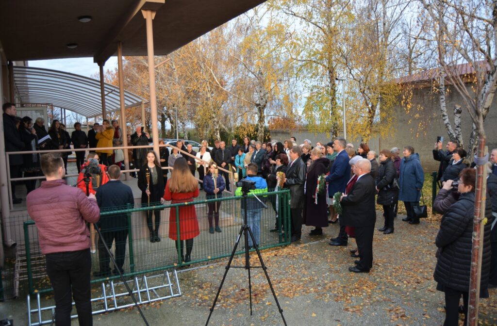 rete-csemadok-70-emlektabla (4)