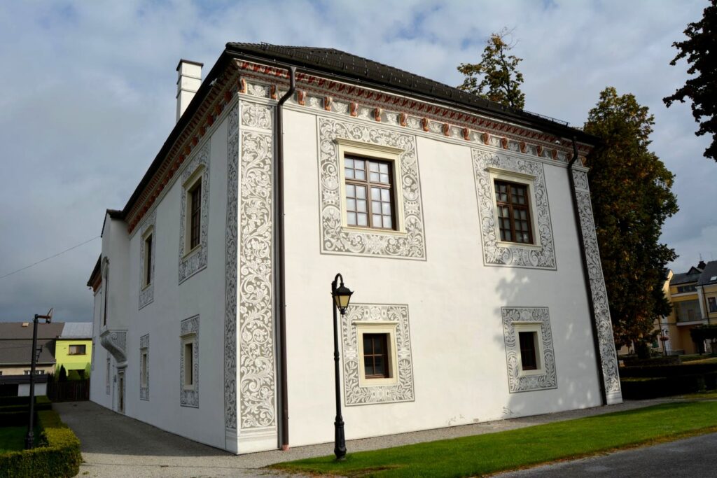 nagybiccse-naszpalota (5)