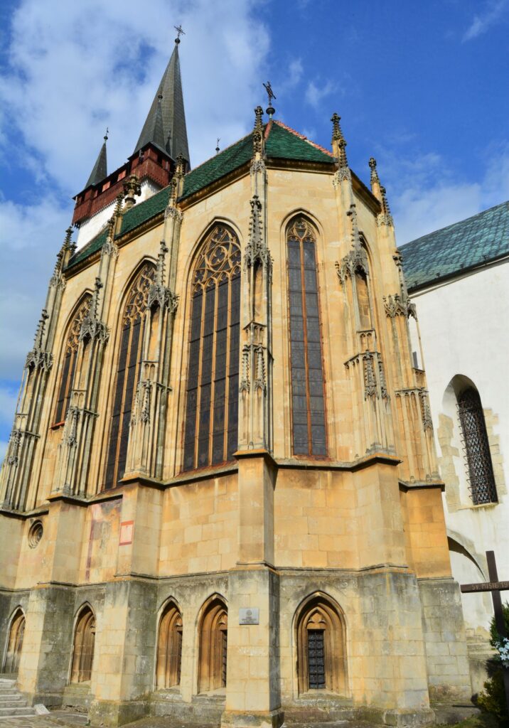 csutortokhely-templom-kapolna-exterier (14)