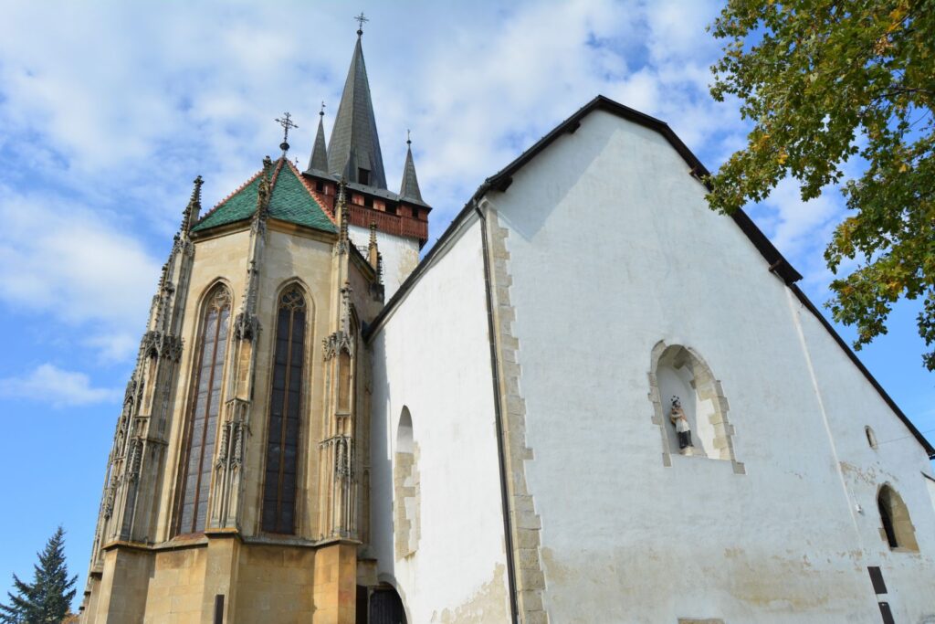 csutortokhely-templom-kapolna-exterier (10)