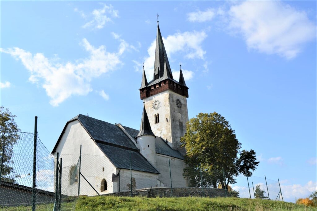 csutortokhely-templom-kapolna-exterier (5)