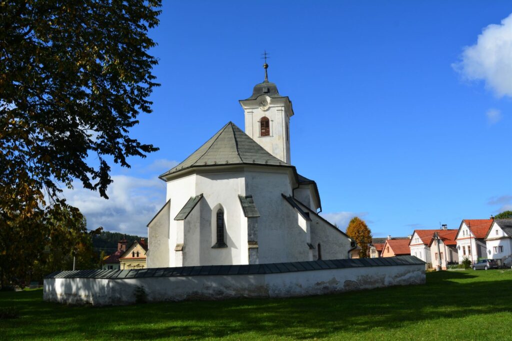 hibbe-katolikus-templom (11)