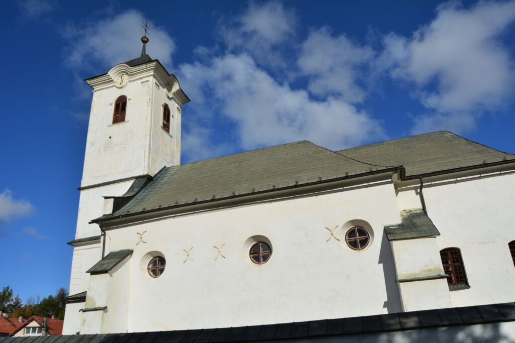 hibbe-katolikus-templom (8)