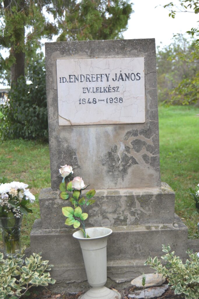 felsoszeli-id-endreffy-janos-sirja (3)