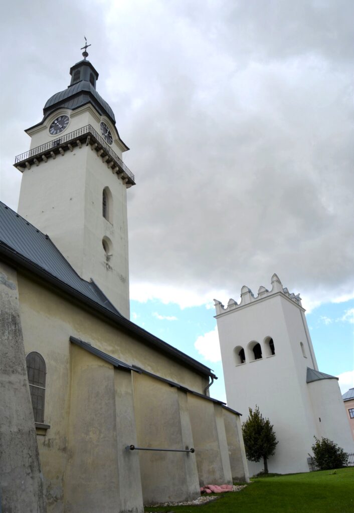 szepesbela-katolikus-templom-haranglab (22)