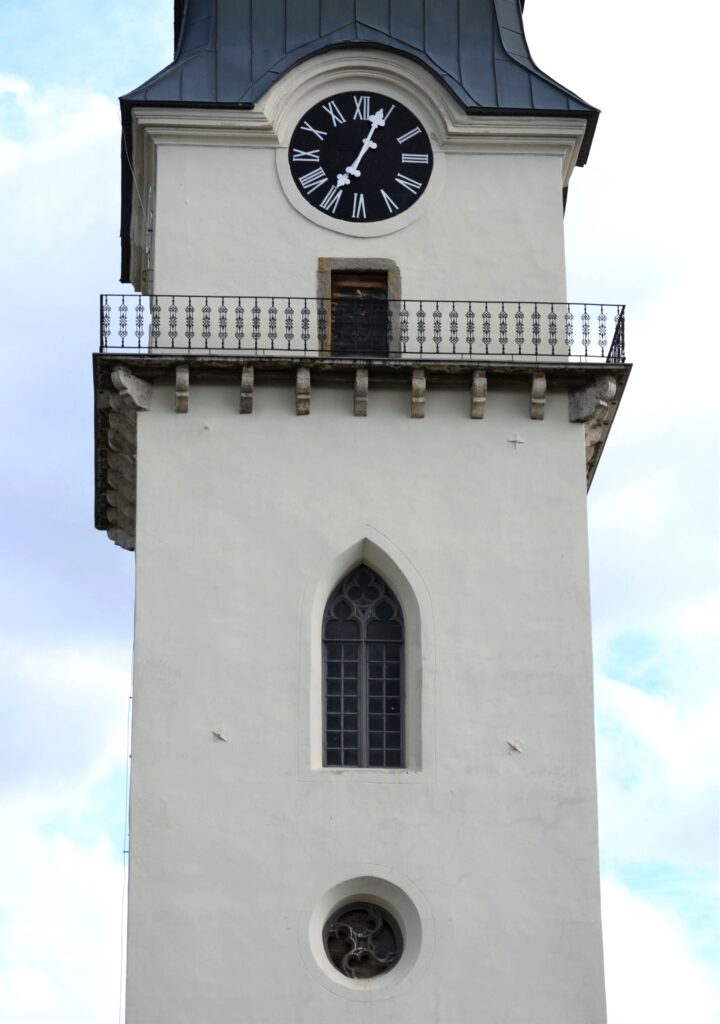 szepesbela-katolikus-templom-haranglab (7)