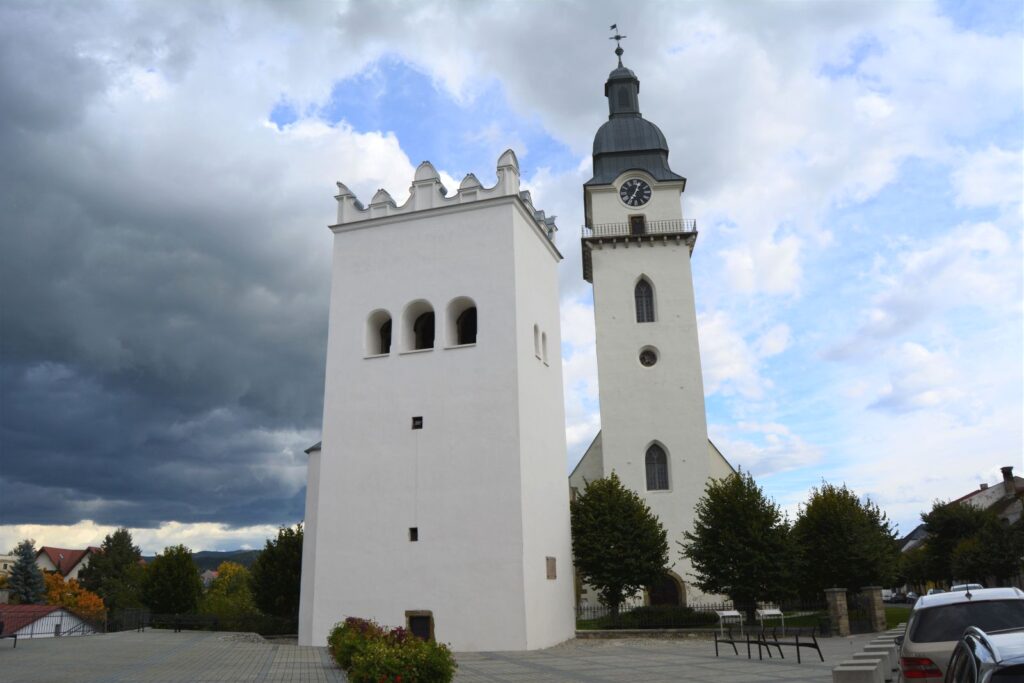 szepesbela-katolikus-templom-haranglab (4)
