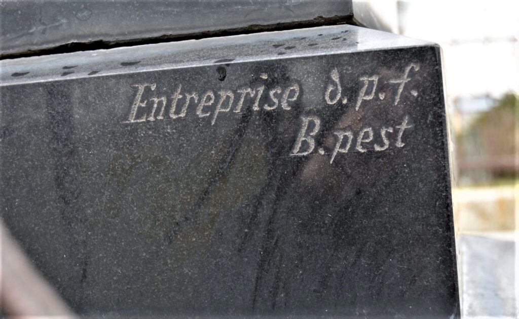 nagysallo-juhasz-csalad-sirja (13)