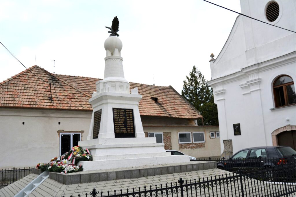 zsigard-1-vilaghaborus-emlekmu (5)