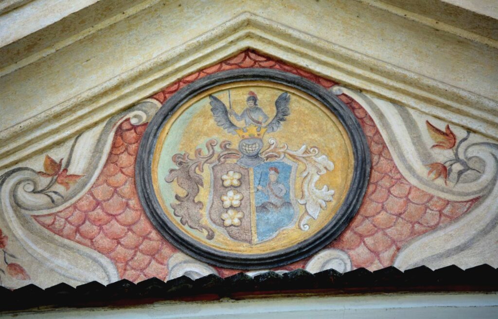 felsokubin-kastely (21)