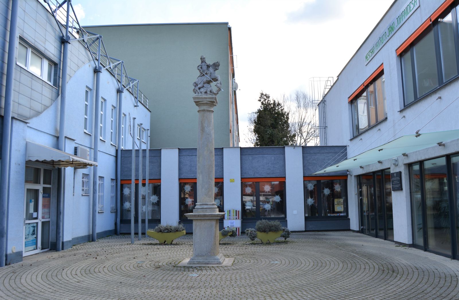 vagsellye-szent-gyorgy-szobor (1)