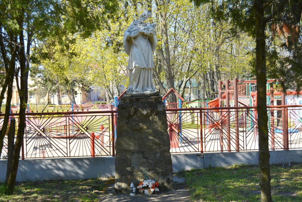 nagyfodemes-nepomuki-szent-janos-szobor (2)