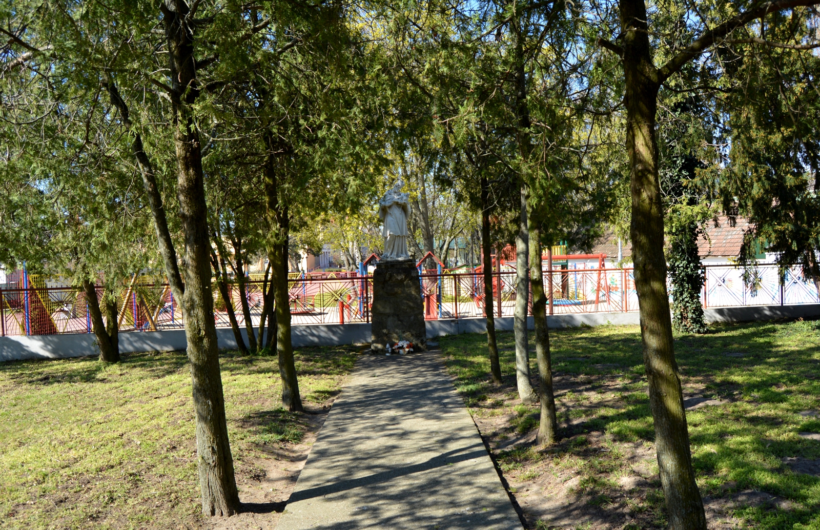 nagyfodemes-nepomuki-szent-janos-szobor (1)