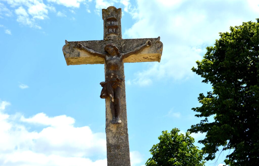 kiralyrev-temetoi-nagykereszt (5)