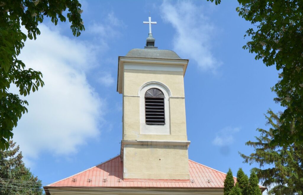 kiralyrev-katolikus-templom (11)