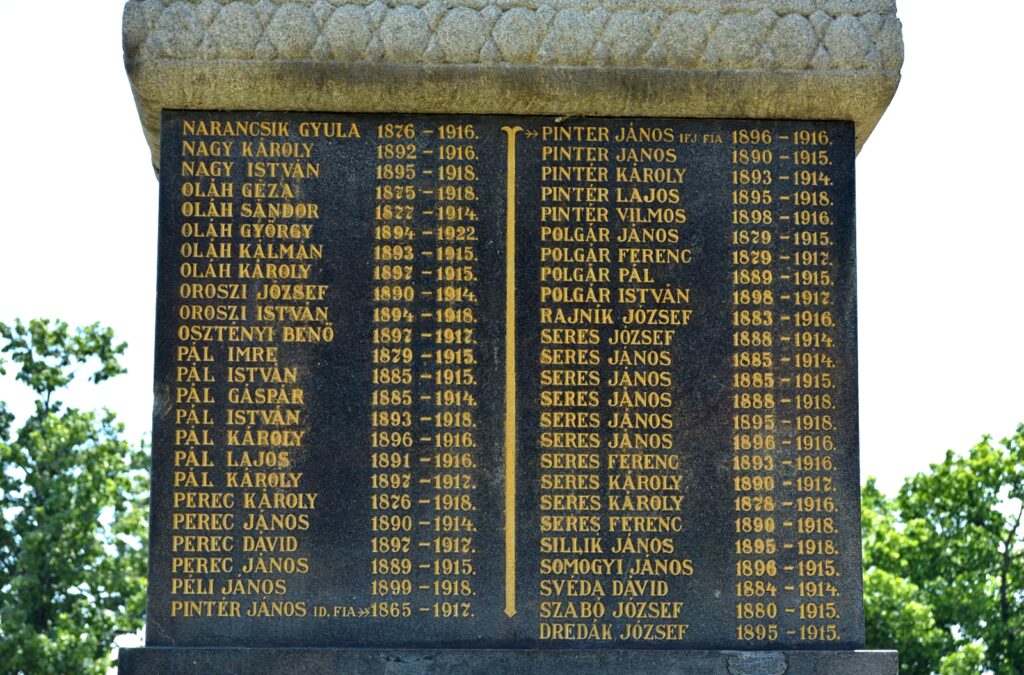 vagfarkasd-1-vilaghaborus-emlek (12)