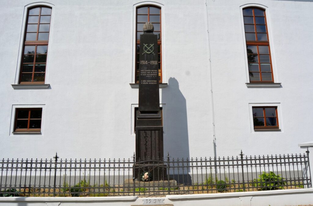 negyed-1-vilaghaborus-emlekmu (6)