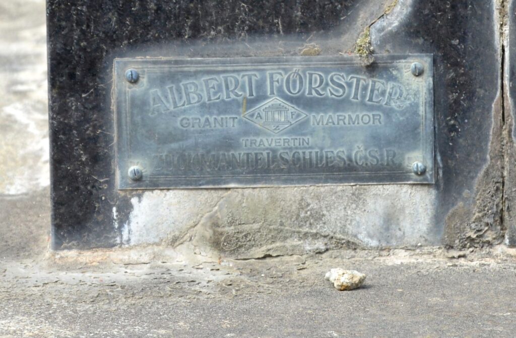 negyed-1-vilaghaborus-emlekmu-a (14)