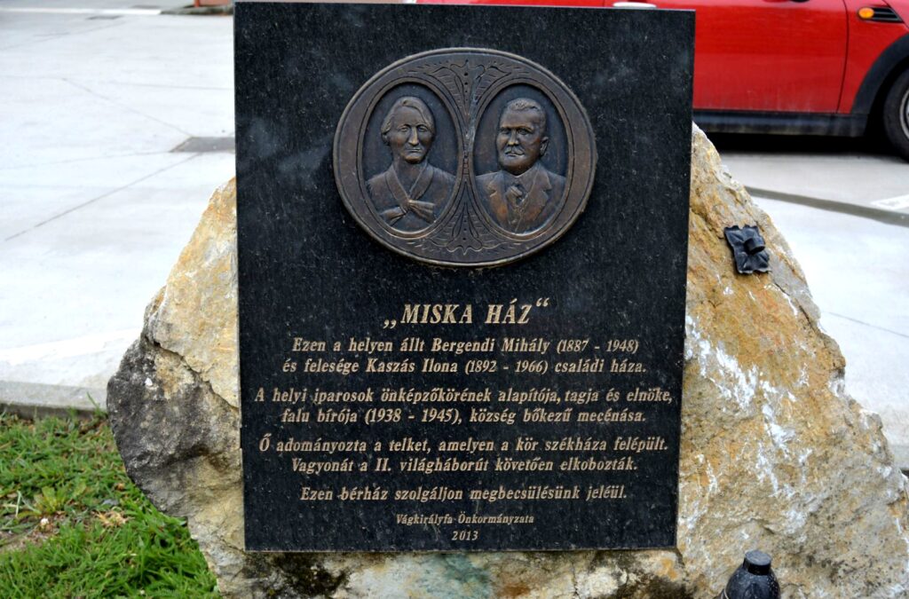 vagkiralyfa-miska-haz (3)