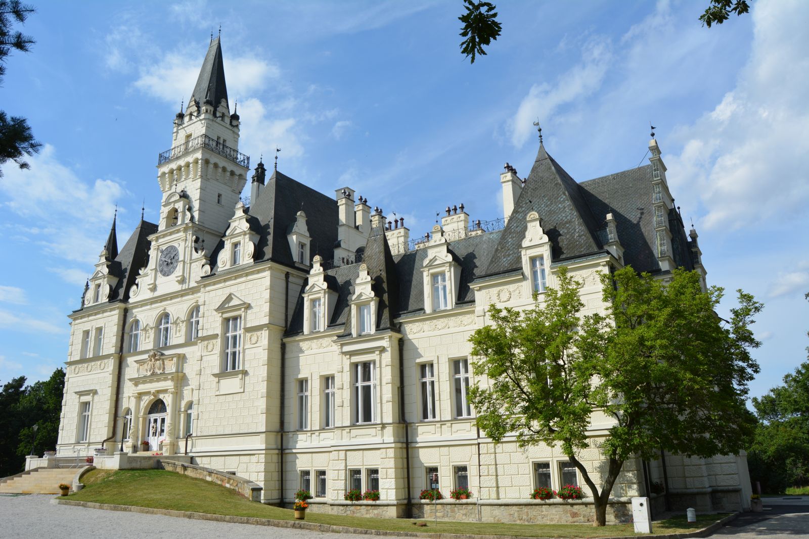 gidrafa-palffy-kastely (1)