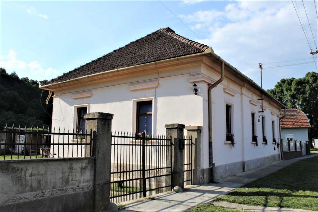 sajogomor-regi-iskola-tanitolak (11)