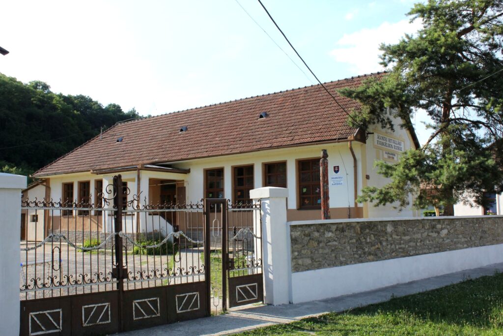 sajogomor-regi-iskola-tanitolak (9)